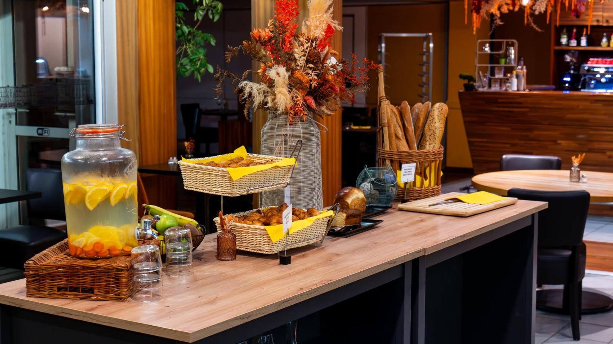 Hotel Les Genets Bayonne Ngoại thất bức ảnh