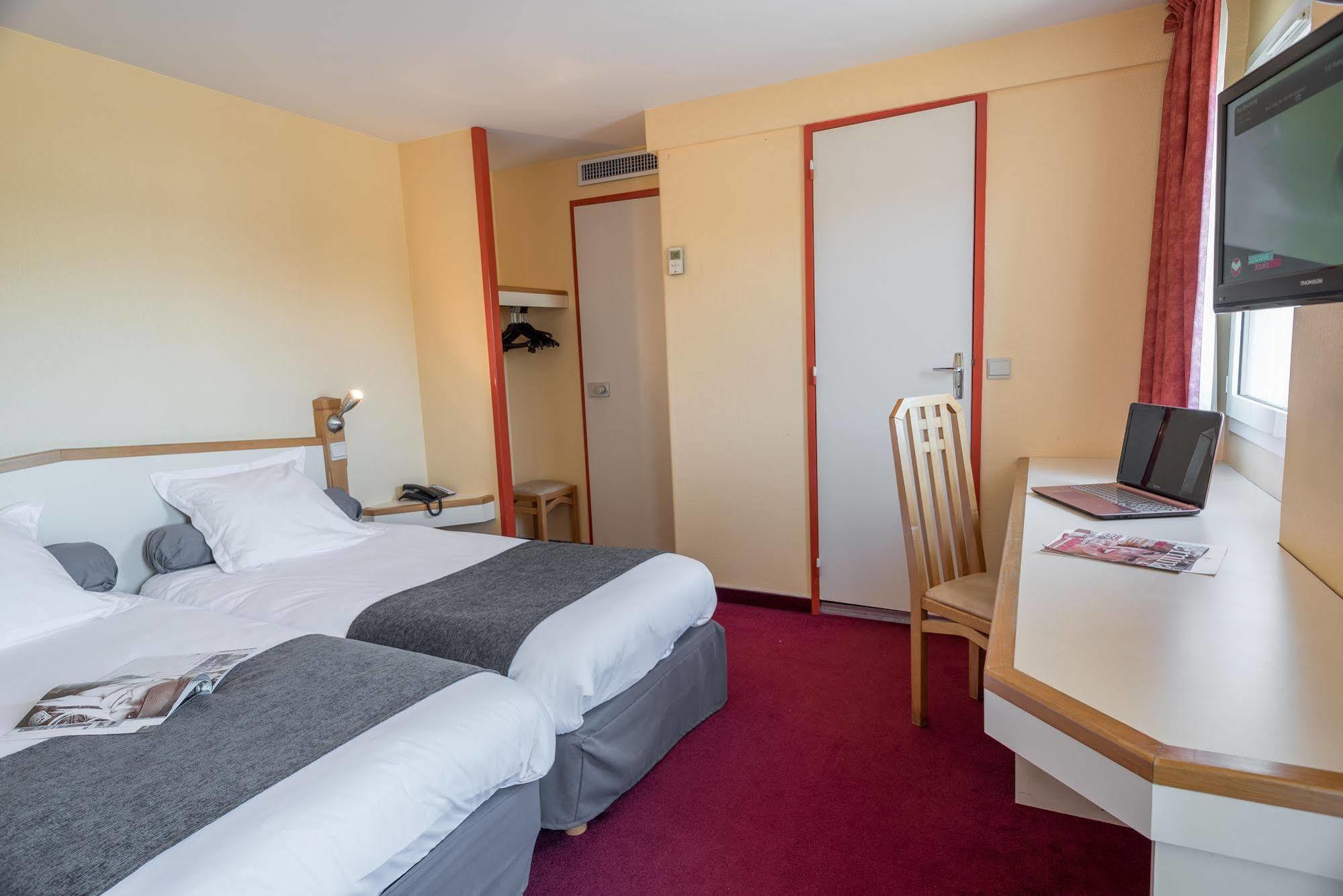Hotel Les Genets Bayonne Ngoại thất bức ảnh