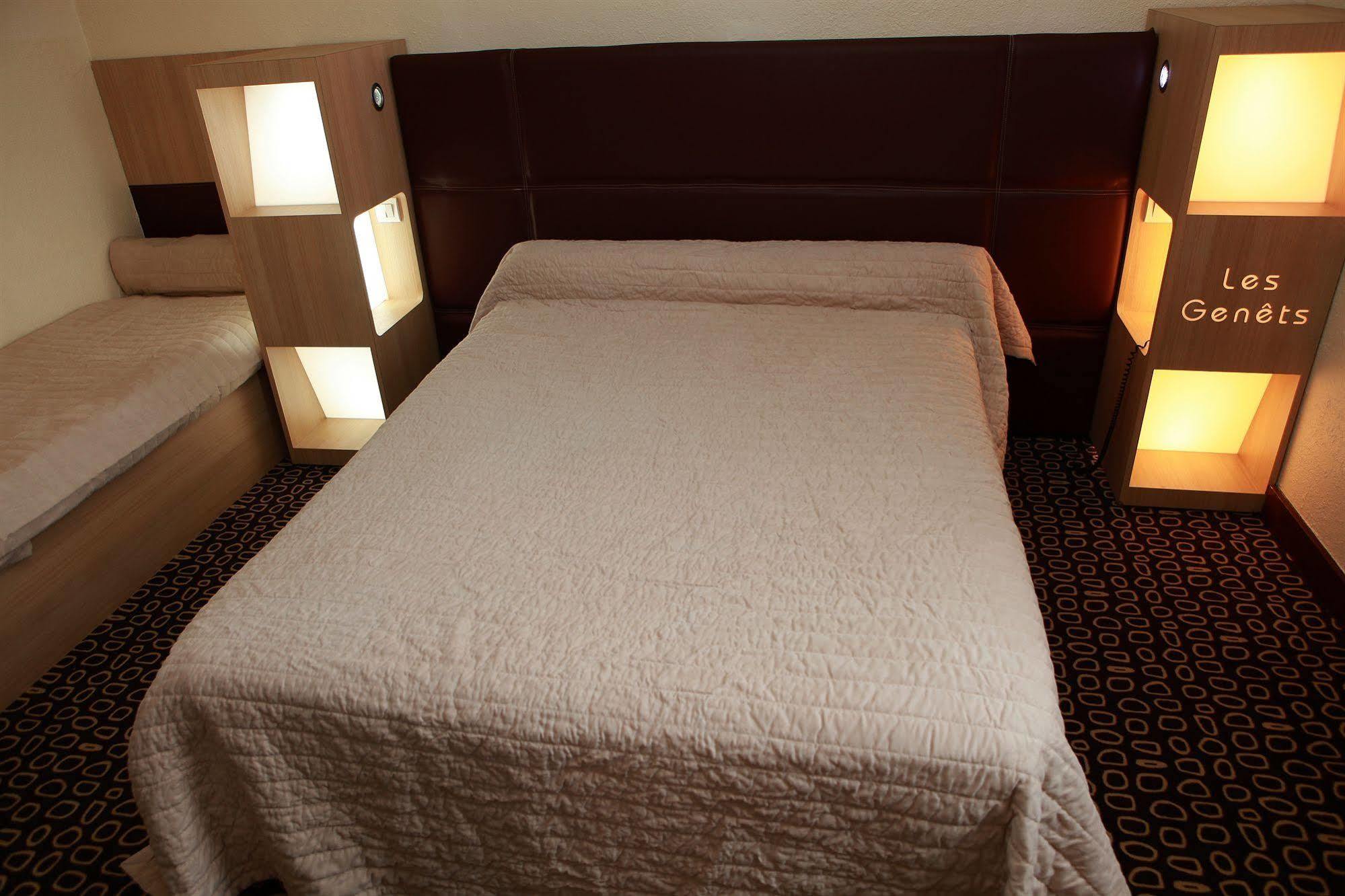 Hotel Les Genets Bayonne Ngoại thất bức ảnh